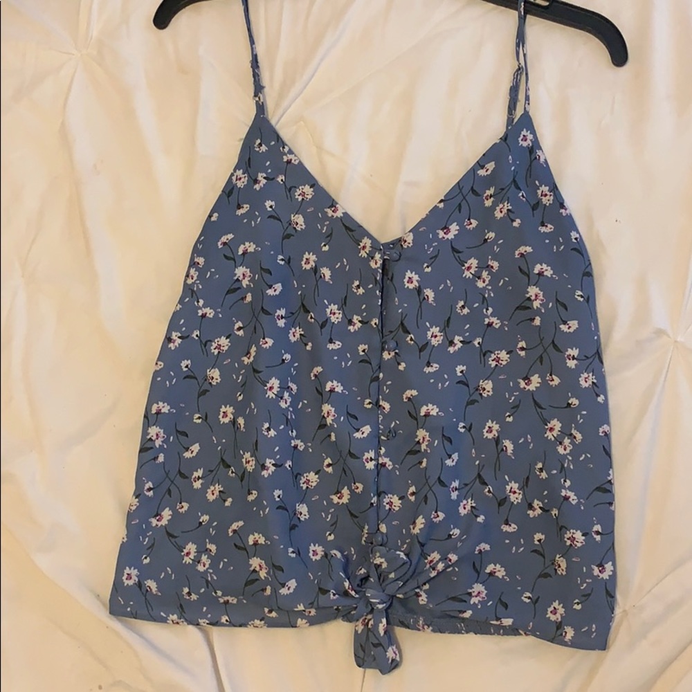 Cute tank with flowers.